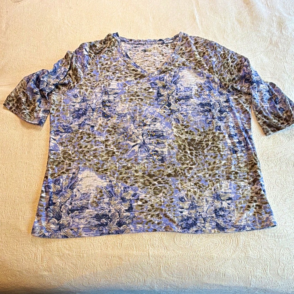 Style & Co Sport Women Plus 3X Blue Floral Stud V-Neck 3/4 Sleeve Top WPL8046